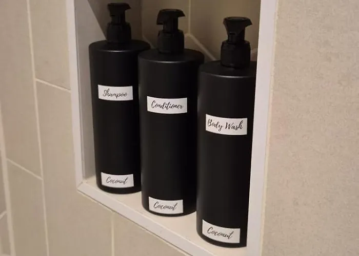 Ship Shape Fashion Bristol